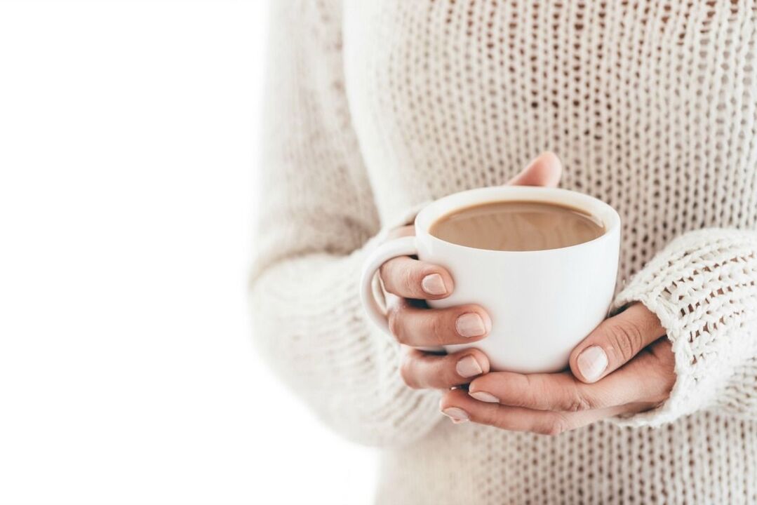Un vaso con café ceto para a perda de peso
